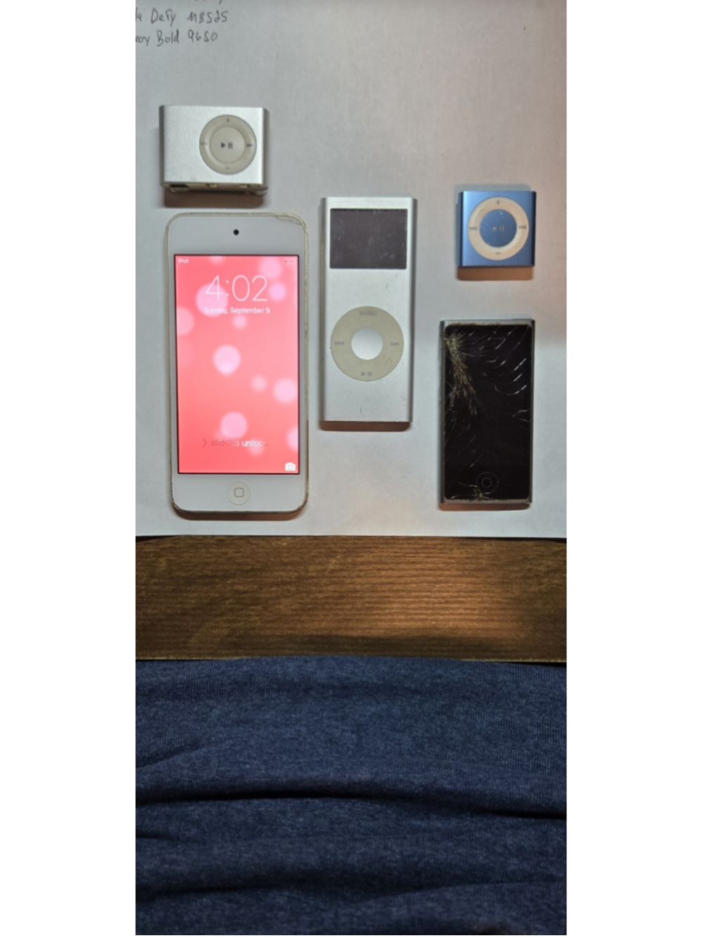 Apple iPod Lot Of 5-Touch, Nano & Shuffle, MP3 Player
